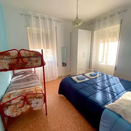 شقة Scauri Attico Panoramico مينتورنو